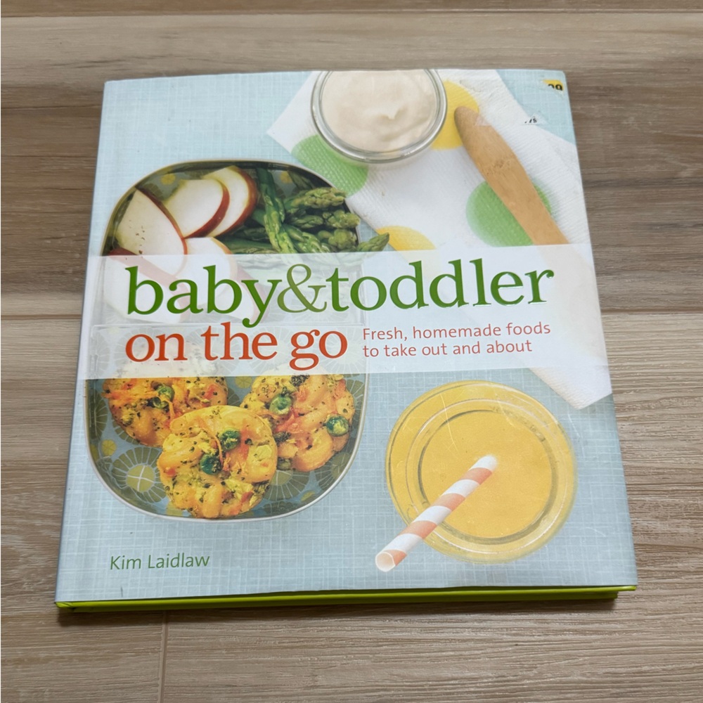 Baby and toddler on the go book